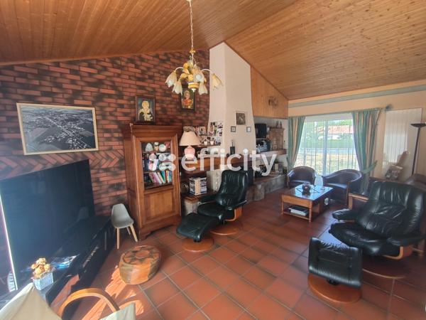 Maison 6 pièces - 211 m²