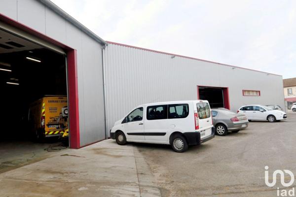 Boutique/Local commercial à vendre 840 m² Lussac-les-Châteaux