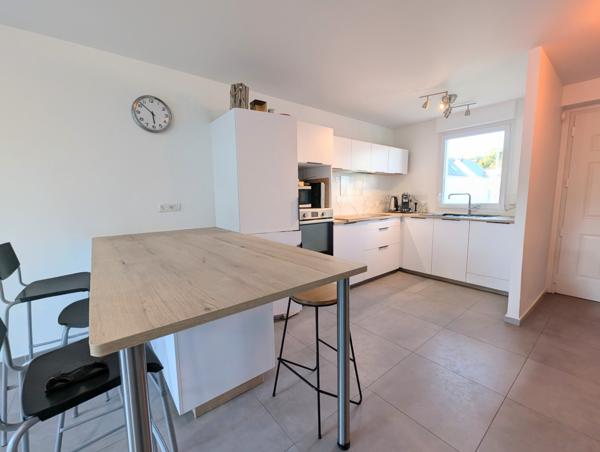 Maison contemporaine 96 m² RT2012 – 4 pièces – Terrasse et jardin clos – Bourg de Ploeren, proche Vannes et Go