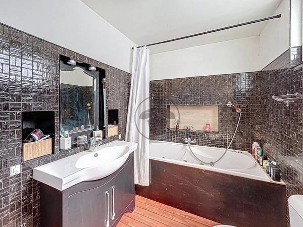 Vente Maison 7 pièces 160 m2 à Saint-Quentin