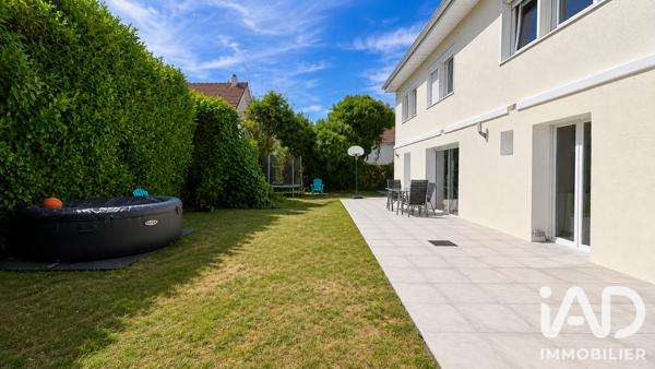 Maison à vendre 7 pièces 136 m² Roissy-en-Brie