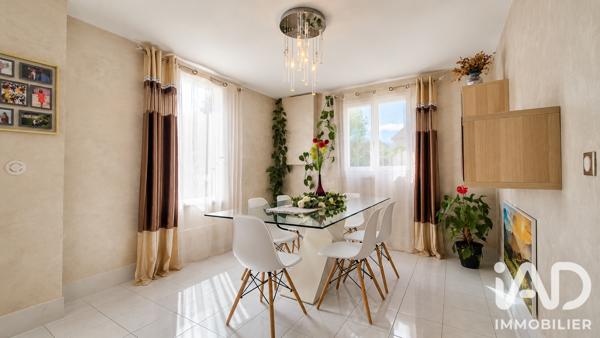 Maison à vendre 7 pièces 136 m² Roissy-en-Brie