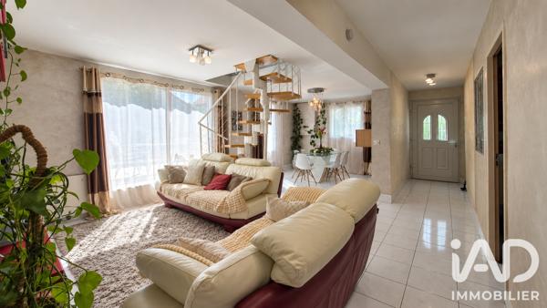 Maison à vendre 7 pièces 136 m² Roissy-en-Brie