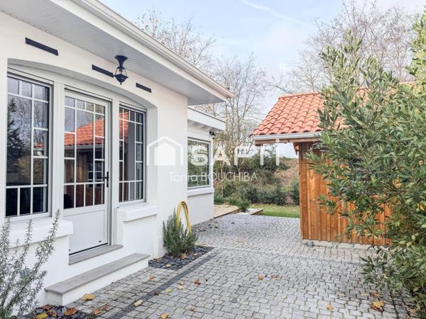 Maison traditionnelle de standing