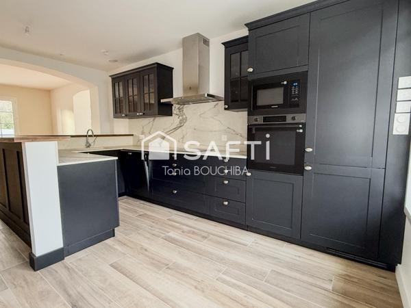 Maison traditionnelle de standing