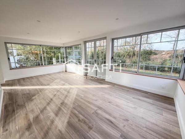 Maison traditionnelle de standing