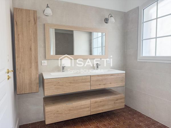 Maison traditionnelle de standing