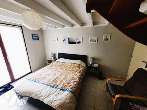 Pour famille nombreuse ou personnes recherchant une rentabilité locative, à Cancale proximité c...