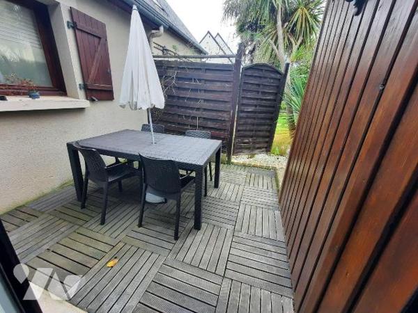 Pour famille nombreuse ou personnes recherchant une rentabilité locative, à Cancale proximité c...