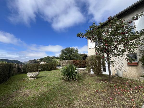 Le Monteil (43700) 43 700 MAISON AU CALME LE MONTEIL