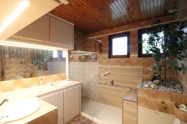 Le Monteil (43700) 43 700 MAISON AU CALME LE MONTEIL