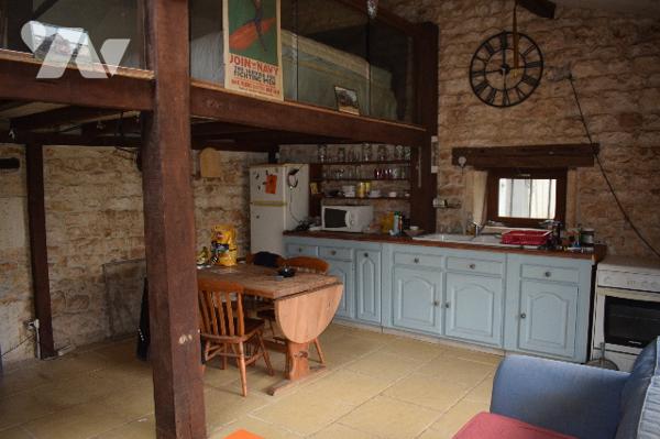 Maison plus gite situés à MONTJEAN proche de RUFFEC et VILLEFAGNAN