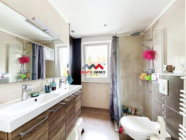 Maison
                                                                                                                                                                                                                                                                                                                        4 pièce(s)                                                                                                                                                                                                          3 chambre(s)                                                                                                                                                                                                          82  m²