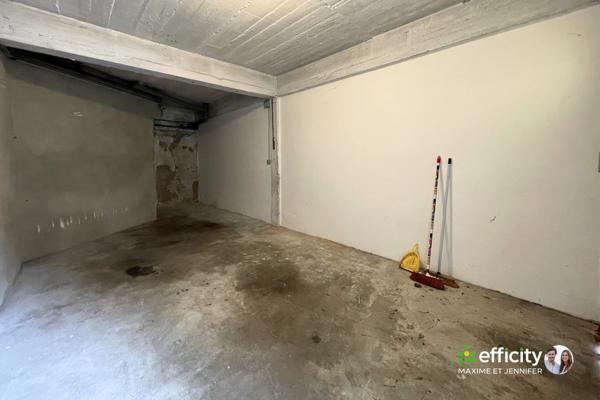 Appartement
         2 pièces
        - 50 m²