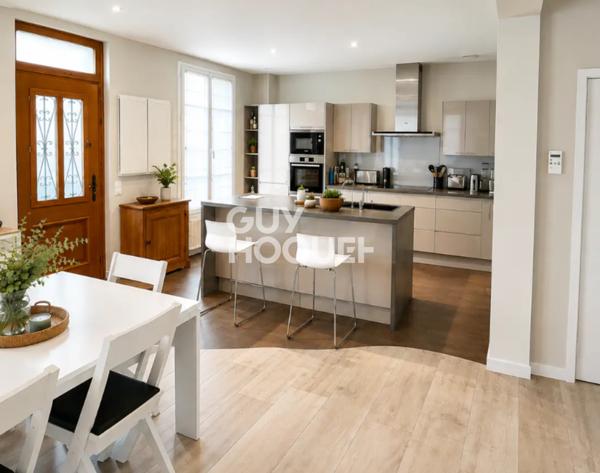Maison à louer de 7 pièces de 142.28 m²