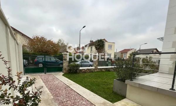 Maison à louer de 7 pièces de 142.28 m²