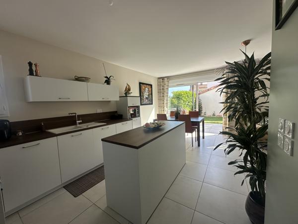 Maison
                                                                                                                                                                                                                                                                                                                        4 pièce(s)                                                                                                                                                                                                          3 chambre(s)                                                                                                                                                                                                          87.21  m²