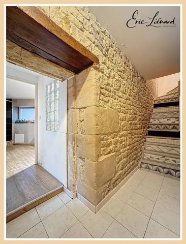 Maison à vendre 6 pièces (79400)