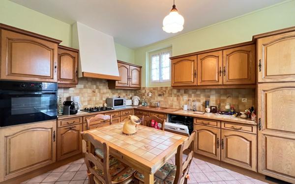 Maison à vendre    5 pièces •  Chelles