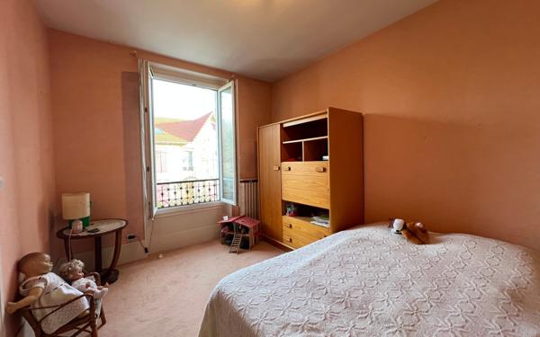 Maison à vendre    5 pièces •  Chelles