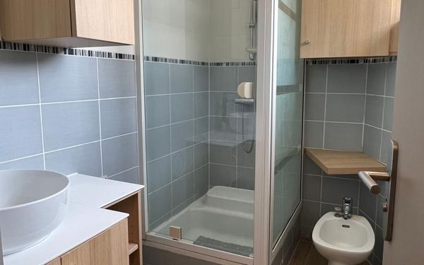 Appartement à vendre    3 pièces • 72,70 m2 Biarritz