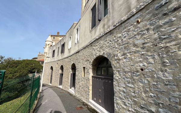 Appartement à vendre    3 pièces • 72,70 m2 Biarritz