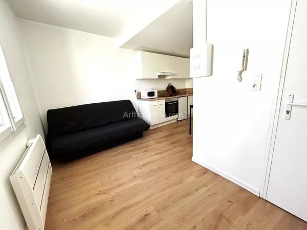 Location Appartement 1 pièces 17 m2 à Aubagne