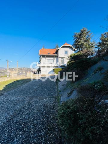 Maison Rive De Gier 5 pièce(s) 178 m2