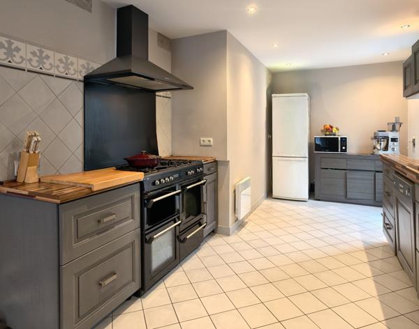 Maison 8 pièces - 177 m²