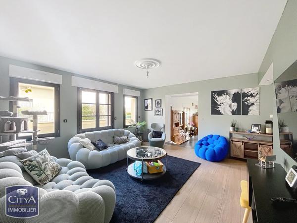 Maison à vendre 9 pièces 212.26m² Lucé (28110)