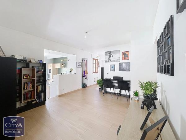 Maison à vendre 9 pièces 212.26m² Lucé (28110)