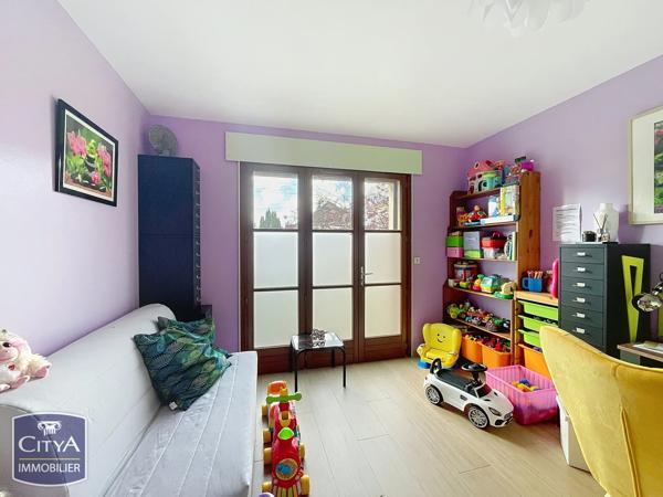 Maison à vendre 9 pièces 212.26m² Lucé (28110)