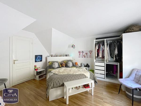 Maison à vendre 9 pièces 212.26m² Lucé (28110)