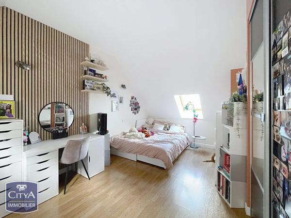 Maison à vendre 9 pièces 212.26m² Lucé (28110)