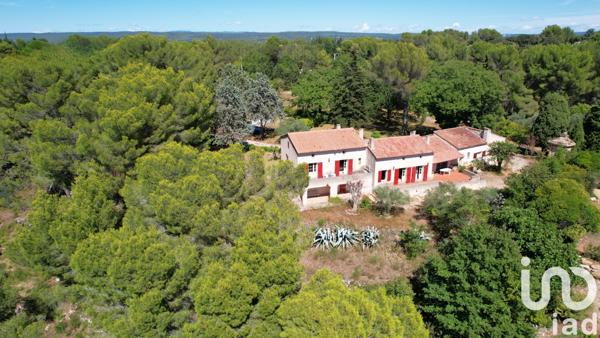 Maison à vendre 8 pièces 200 m² Aix-en-Provence
