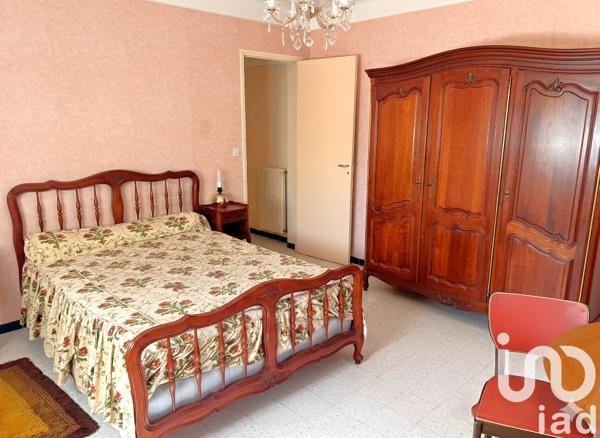 Maison à vendre 8 pièces 200 m² Aix-en-Provence