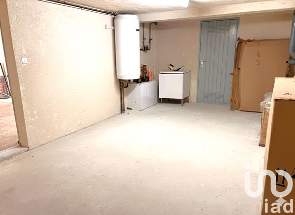 Maison à vendre 8 pièces 200 m² Aix-en-Provence