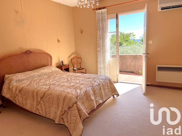 Maison à vendre 8 pièces 200 m² Aix-en-Provence