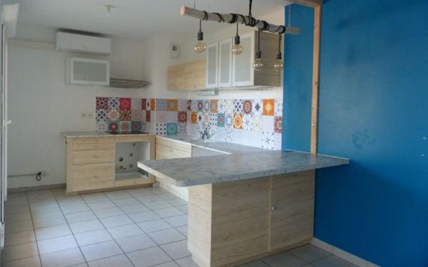 Appartement à louer    2 pièces •  Saint-Laurent-d'Agny