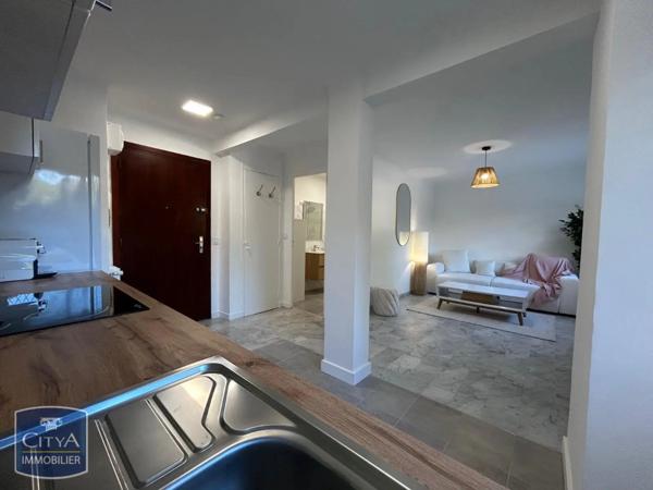 Appartement à louer 1 pièce 29.02m²