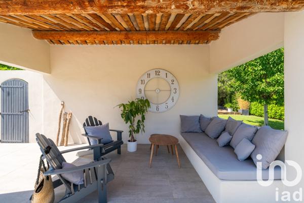 Maison à vendre 7 pièces 215 m² Éguilles