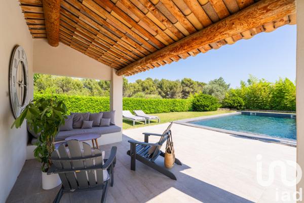 Maison à vendre 7 pièces 215 m² Éguilles