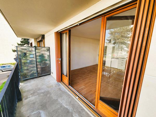 Appartement Fresnes 1 pièce(s) 32.41 m2