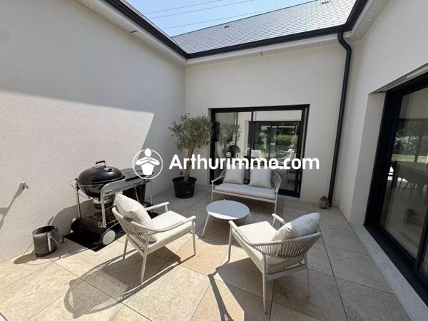Vente                                                      Maison
                        
                     4 pièces                      132 m2                     à Bagnoles-de-l'Orne-Normandie