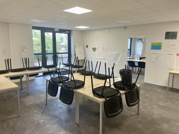 A LOUER BUREAUX 177 M2 BEAUVAIS - ZA LES CHAMPS DOLENT