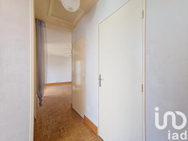 Appartement à vendre 2 pièces 54 m² Verneuil-l'Étang