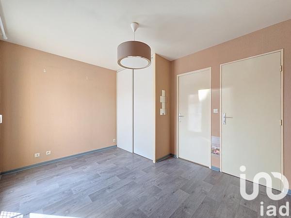 Appartement à vendre 2 pièces 54 m² Verneuil-l'Étang
