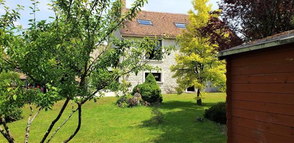 Maison en pierre au calme et sans travaux à une heure de Paris