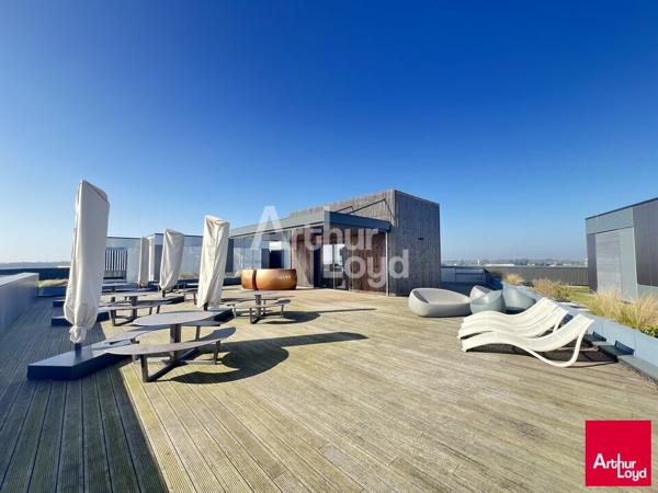 CESSON SEVIGNE - BUREAUX A LOUER - 3 422 M² - DIVISIBLE