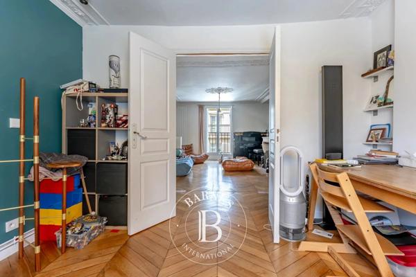 Paris 8ème, Appartement 3 Chambres -  78 m² à vendre